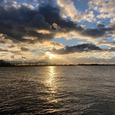 Les Rives De Port Neuf Nyaraló